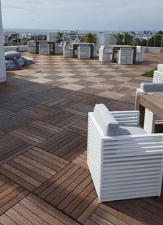 ipe wood deck using modular decking tiles